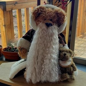 Boyds Bears omega T, Millennial Legacy and Alpha 1999 Santa Claus